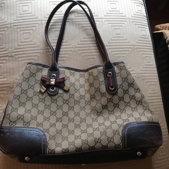 Gucci Handbags - Gucci bag